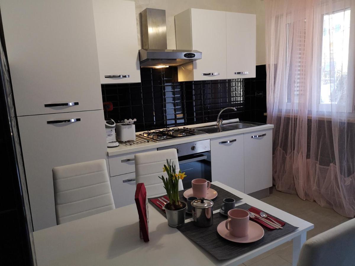 La Casaffittiera Apartments Group 安齐奥 外观 照片