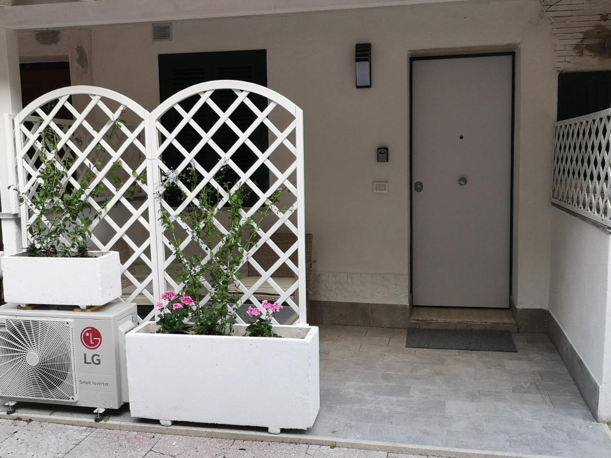 La Casaffittiera Apartments Group 安齐奥 外观 照片