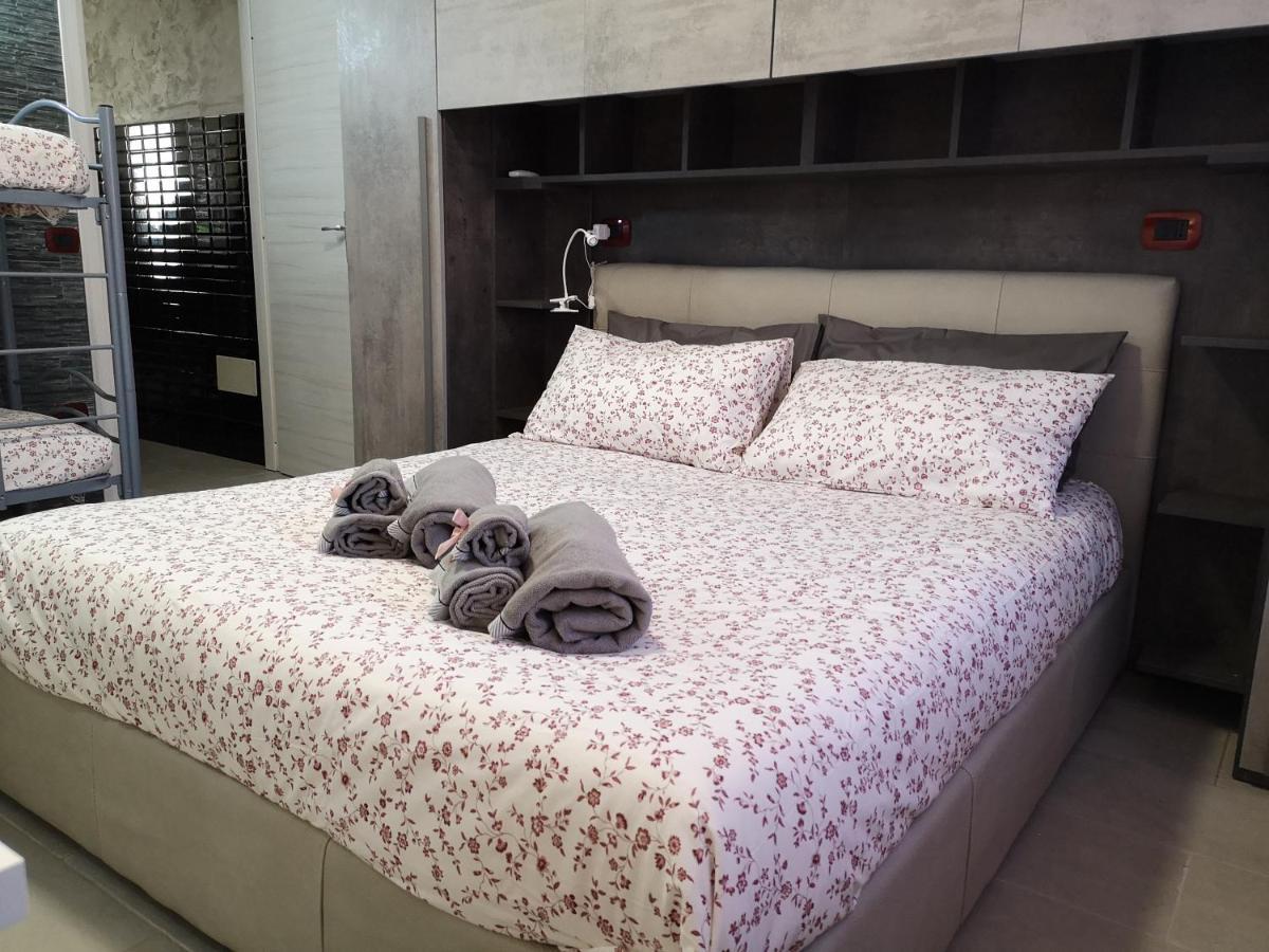 La Casaffittiera Apartments Group 安齐奥 外观 照片