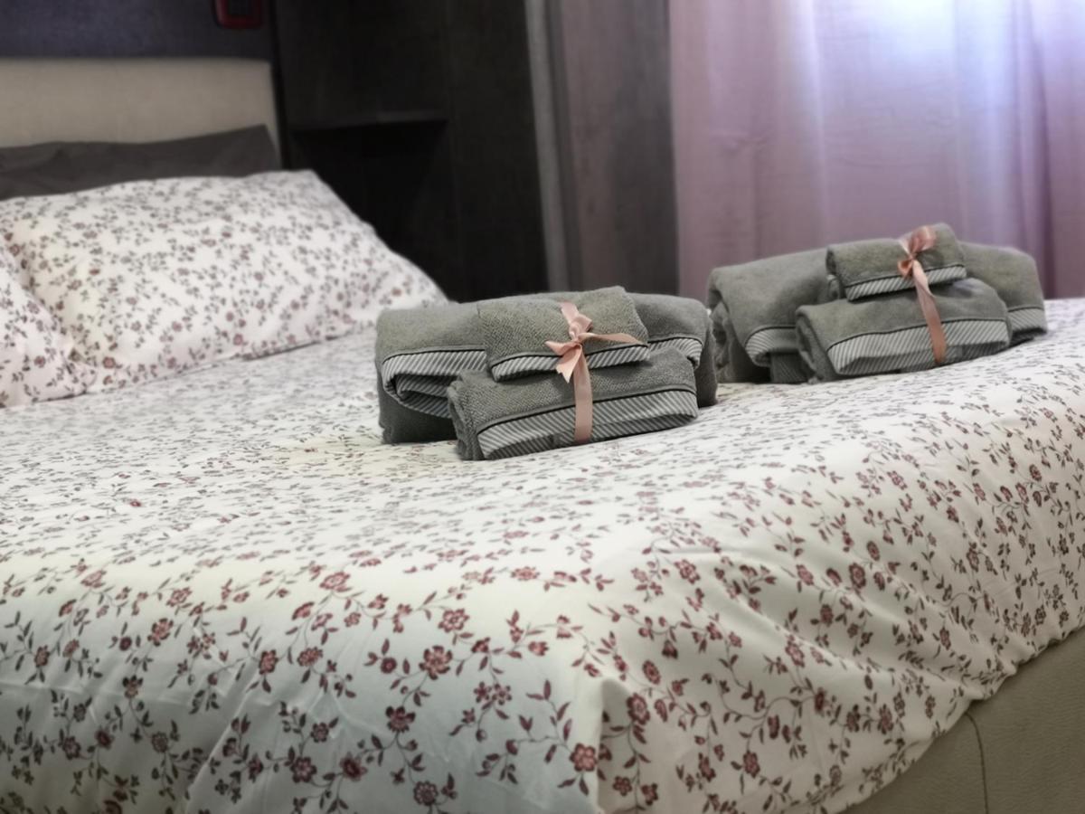 La Casaffittiera Apartments Group 安齐奥 外观 照片
